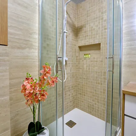 Aqua Apartment