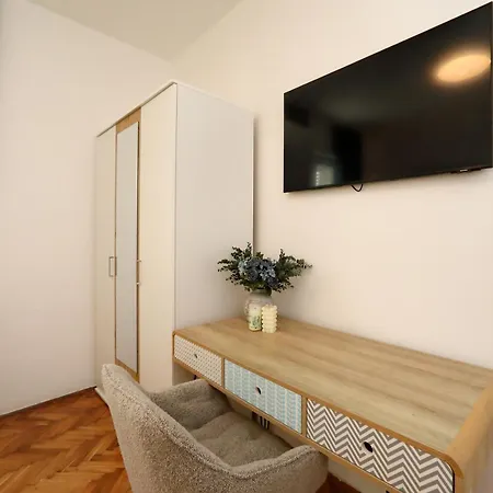 Apartment Aqua