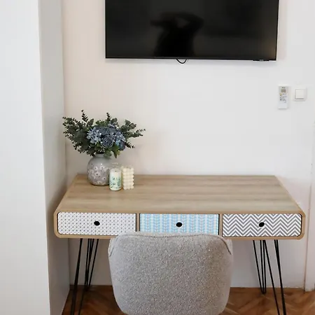 Apartment Aqua